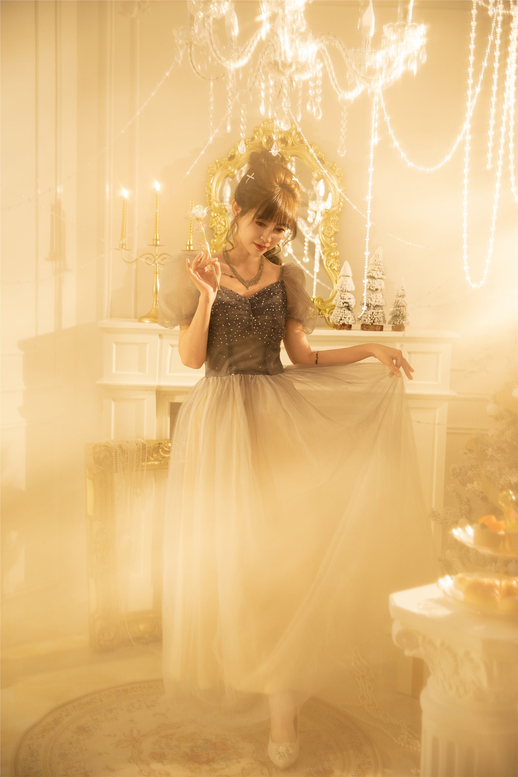 YITUYU艺图语 2025.01.02 金碧辉煌 壹萱-